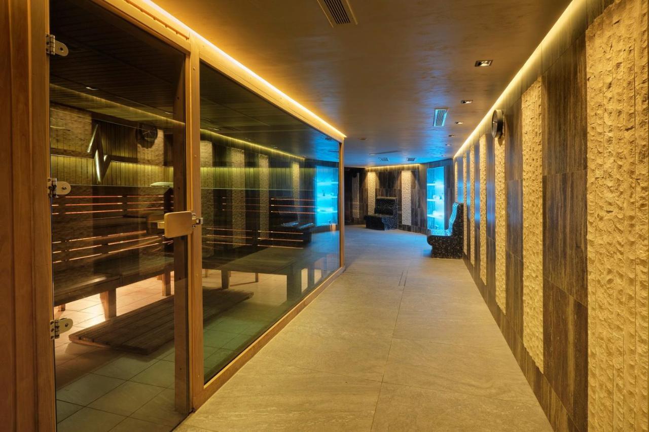 Hotel Emirates Sofya Dış mekan fotoğraf